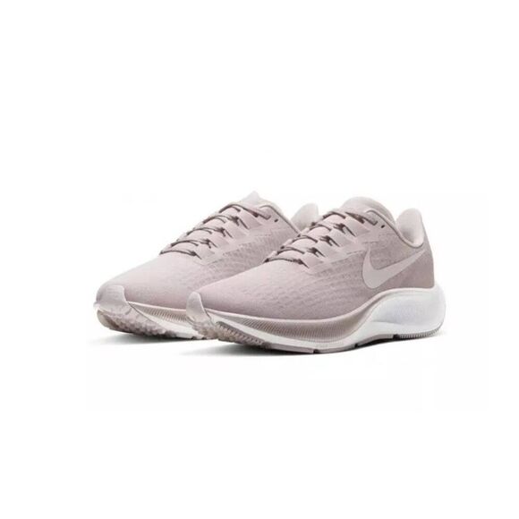 Nike Shoes - Nike Air Zoom Pegasus 39 Running Shoe